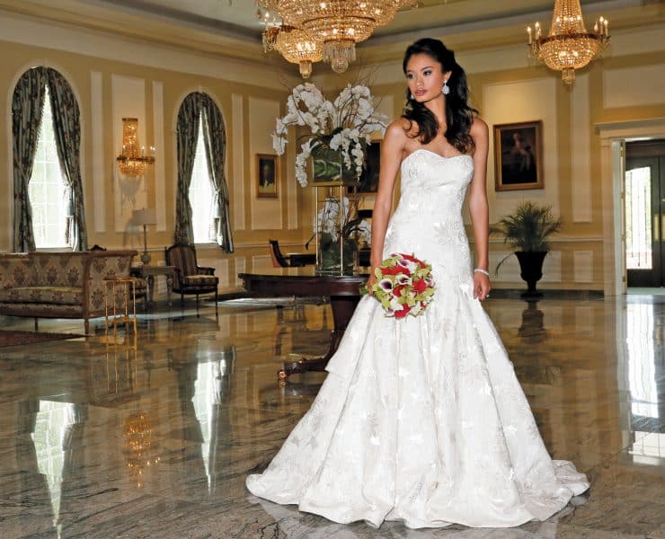 Oleg Cassini (CWG634, $1750). Ariston Flowers.