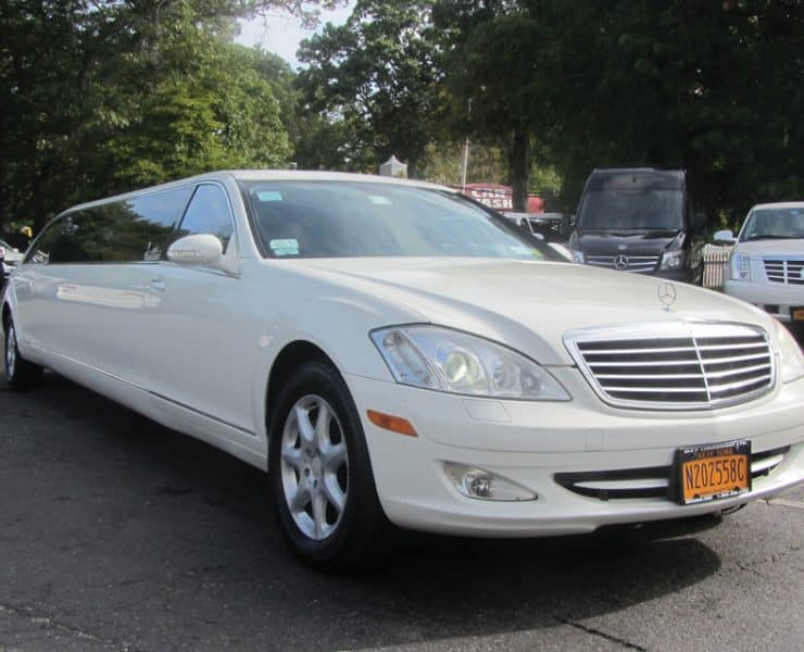 M and V Limousines Mercedes S-500 10-passenger Limo