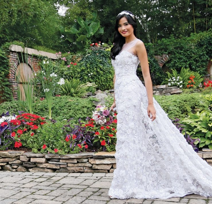 Gown: Lucia Rodriguez (LRW909). Henry's Florist