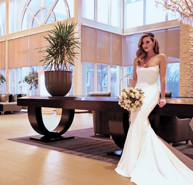 Gown: Jude Jowilson (Crawford). Bouquet: Ariston Flowers.