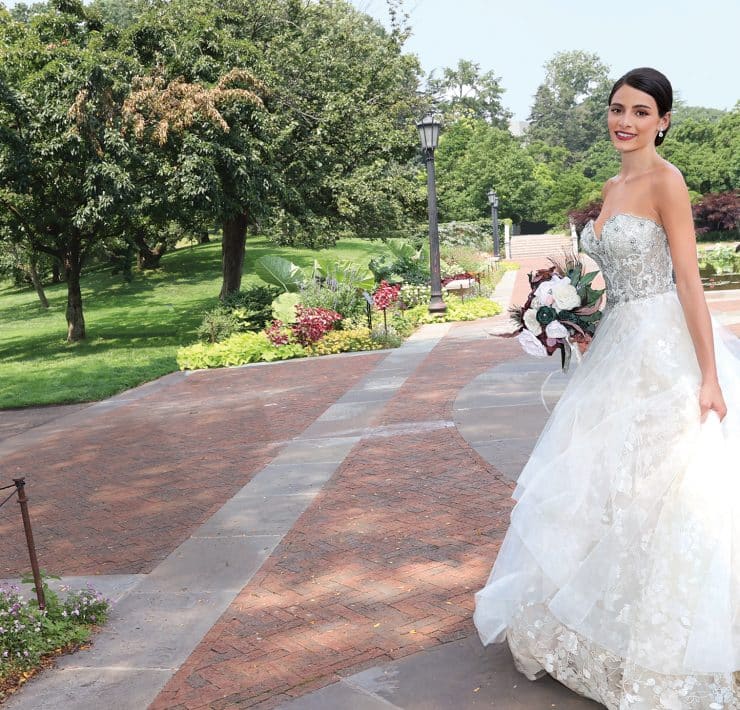 Bridal Gown: Eve of Milady (4368), Bouquet: Forever Brooch Bouquets.