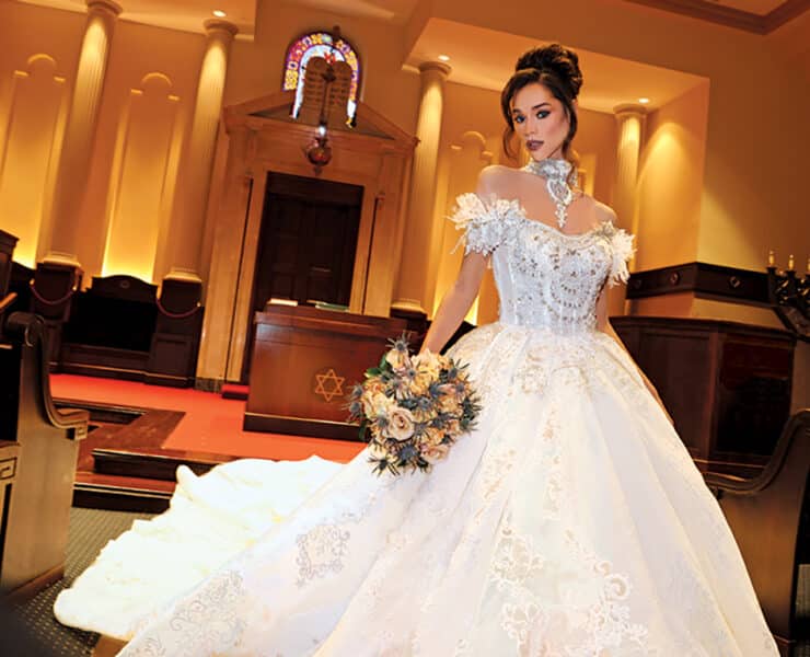 Gown: Dream Couture by Laura (Diana). Bouquet: Douglas Koch Designs Ltd